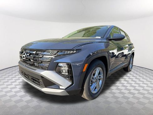 New 2026 Hyundai Tucson SE image 1