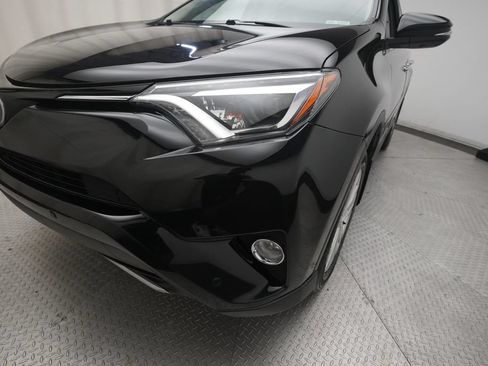 Used 2018 Toyota RAV4 Limited w/ Advanced Technology Package AWD/4WD image 23