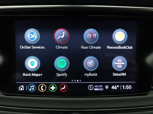 Certified 2023 Buick Enclave Essence image 30