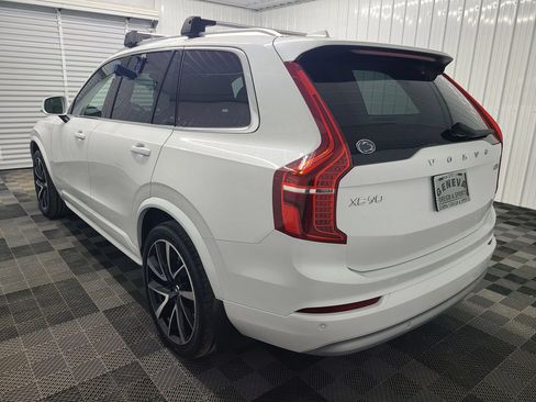Used 2022 Volvo XC90 T6 Momentum w/ Advanced Package AWD/4WD image 10