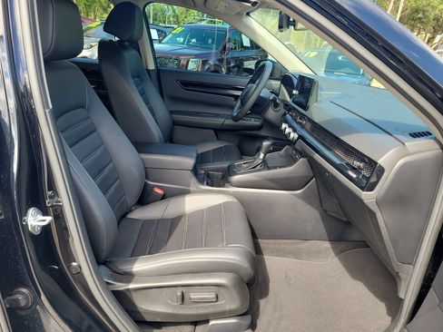 Used 2023 Honda CR-V EX-L image 15