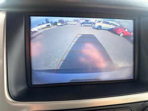 Used 2018 GMC Yukon SLT image 27