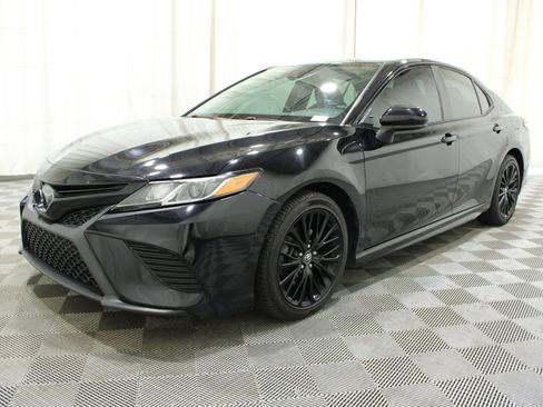 Used 2020 Toyota Camry SE w/ Protection Package (Q2) FWD image 31