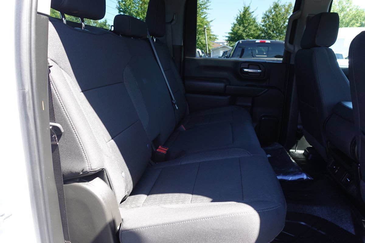 Used 2025 Chevrolet Silverado 2500 Custom w/ Custom Value Package AWD/4WD image 34