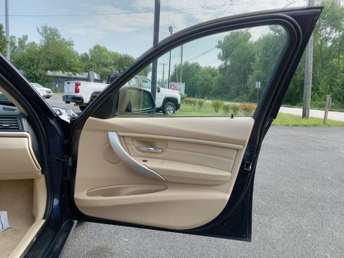 Used 2012 BMW 328i Sedan image 12