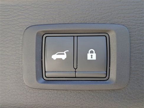 Used 2022 Mitsubishi Outlander SEL image 14