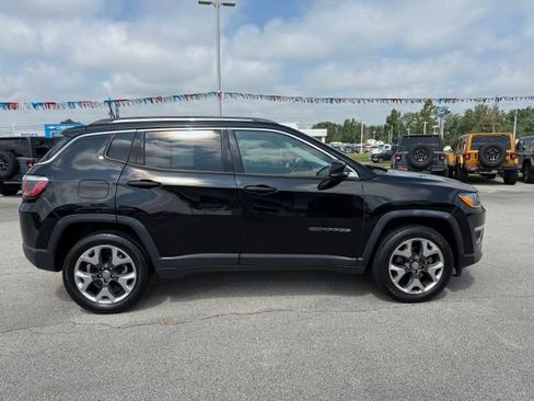 Used 2018 Jeep Compass Limited w/ Navigation Group AWD/4WD image 7