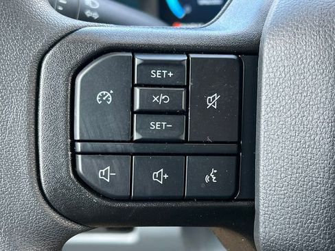New 2026 Ford F350 XLT w/ XLT Premium Package AWD/4WD image 24