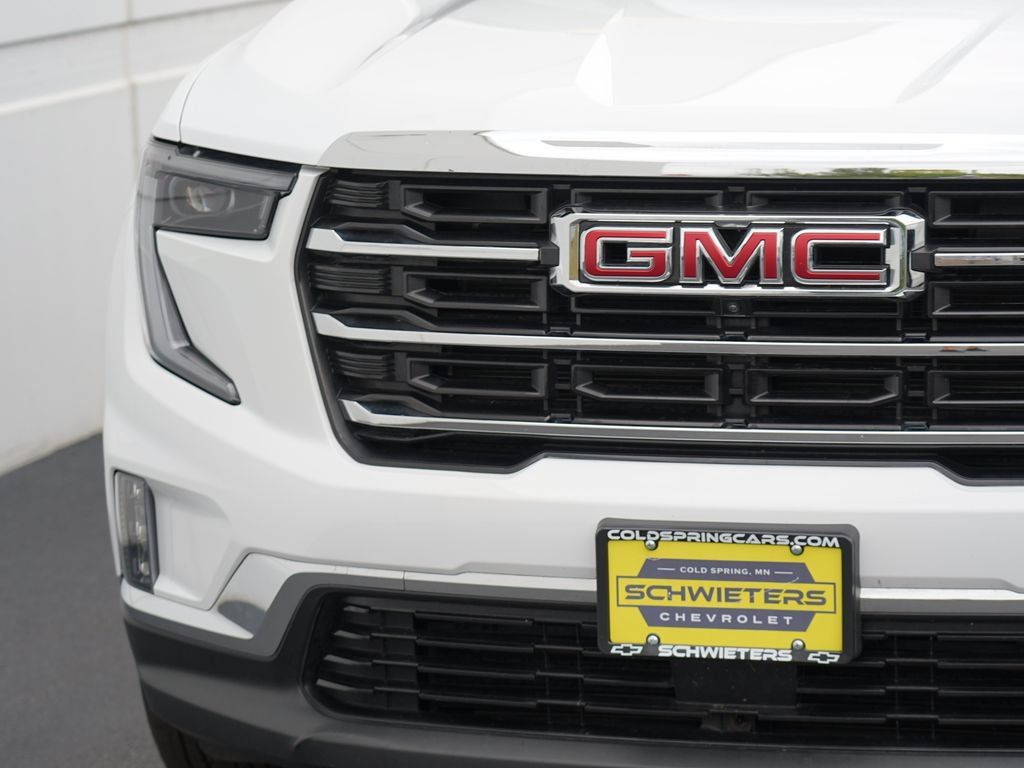 Certified 2026 GMC Acadia Elevation w/ Elevation Premium Package AWD/4WD image 9