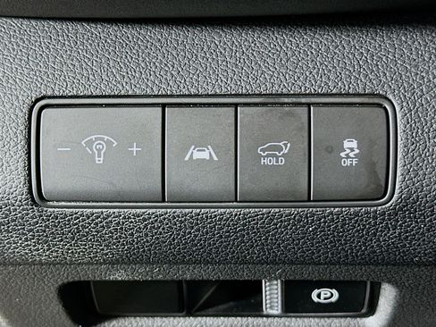 Used 2023 Hyundai Santa Fe SEL image 17