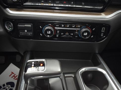 Used 2022 Chevrolet Silverado 1500 LT Trail Boss image 15