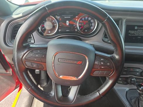 Used 2023 Dodge Challenger SXT RWD image 11