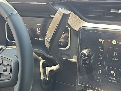 New 2026 GMC Sierra 3500 AT4 w/ AT4 Premium Plus Package AWD/4WD image 16