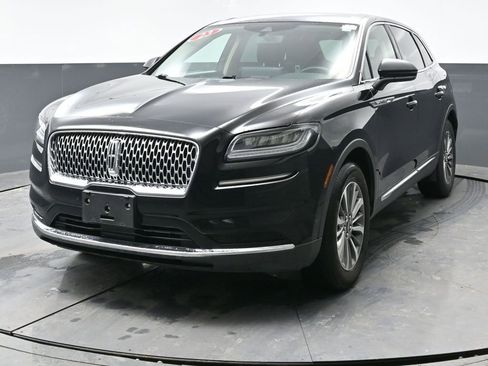 Used 2023 Lincoln Nautilus FWD image 8