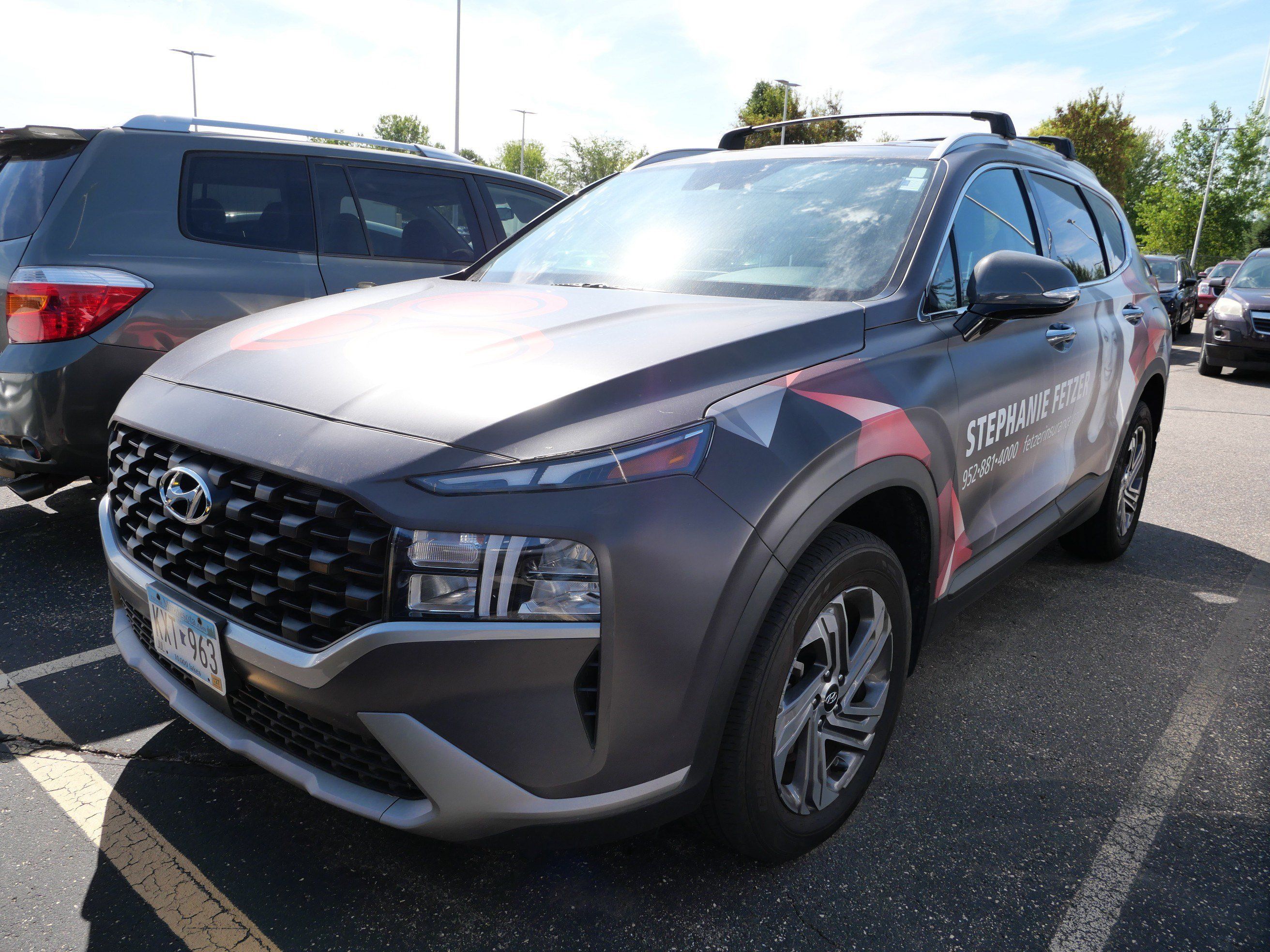 Used 2023 Hyundai Santa Fe SEL FWD image 2