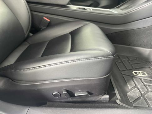 Used 2021 Tesla Model 3 Standard Range Plus image 35