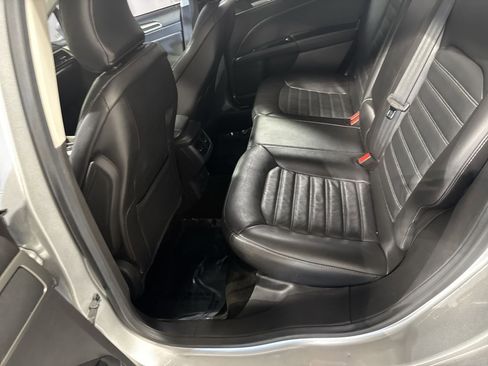 Used 2016 Ford Fusion SE w/ Equipment Group 202A image 29