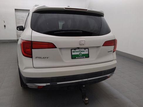 Used 2017 Honda Pilot Touring image 6