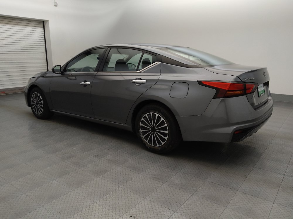 Used 2023 Nissan Altima 2.5 S FWD image 3