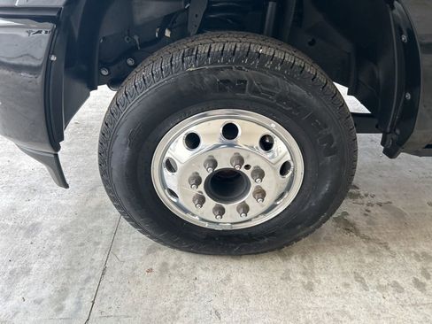 New 2023 RAM 3500 Limited image 15