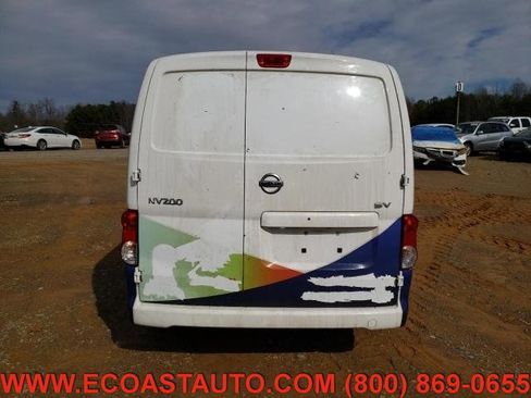 Used 2019 Nissan NV200 SV image 6