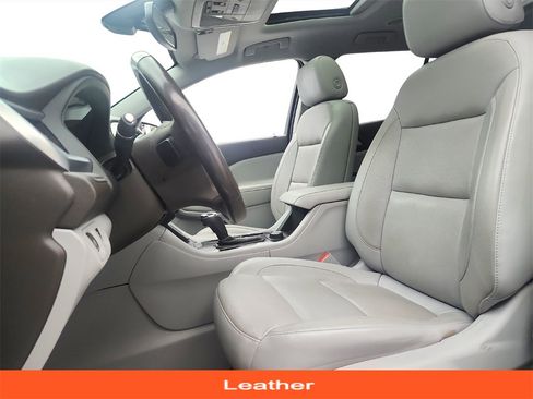 Used 2018 GMC Acadia SLT image 11