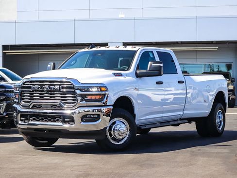 New 2027 RAM 3500 Tradesman AWD/4WD image 1