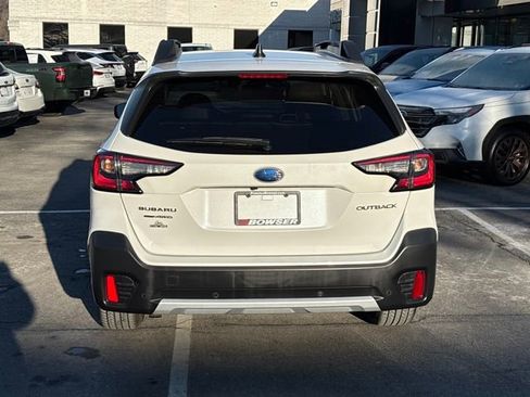 Used 2022 Subaru Outback Limited image 4