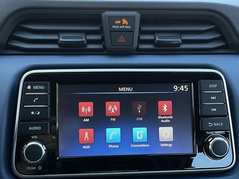 New 2025 Nissan Versa SV w/ Trunk Package image 29