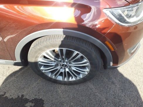 Used 2016 Lincoln MKX Reserve w/ Climate Package image 9