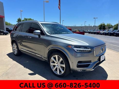 Used 2017 Volvo XC90 T6 Inscription w/ Vision Package AWD/4WD image 4