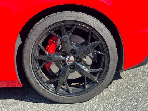 Used 2022 Chevrolet Corvette Stingray Premium Conv w/ Z51 Performance Package RWD image 26
