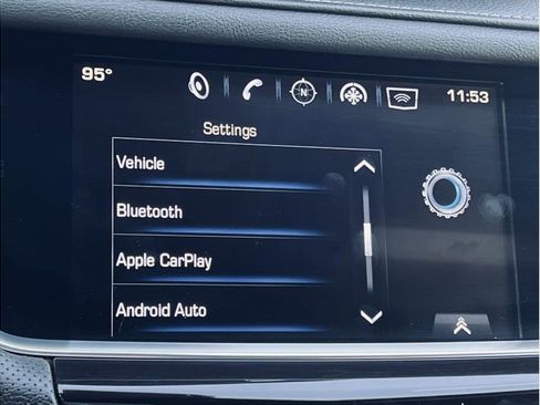 Used 2018 Cadillac XT5 Luxury w/ Driver Awareness Package image 27