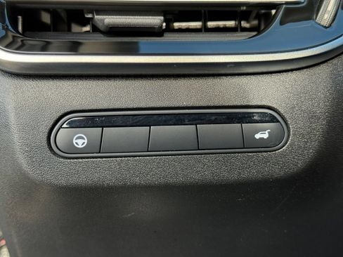 Used 2023 INFINITI QX60 Luxe w/ Cargo Package AWD/4WD image 22