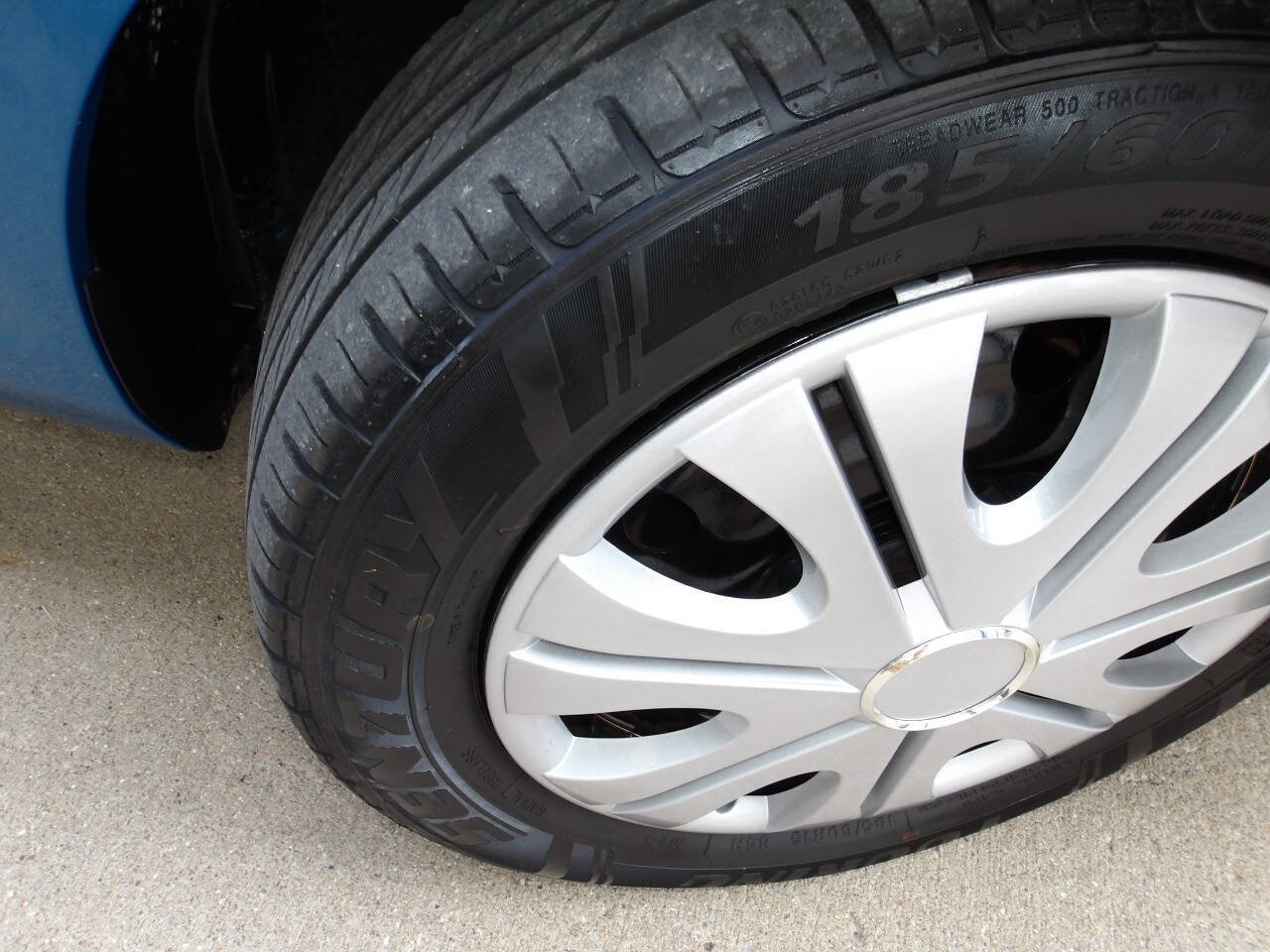 Used 2013 Ford Fiesta SE FWD image 43