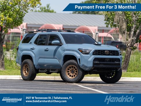 Used 2025 Toyota 4Runner TRD Sport Premium AWD/4WD image 1