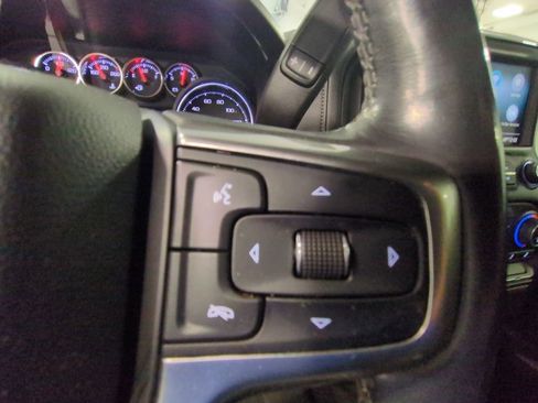 Used 2019 Chevrolet Silverado 1500 RST image 12