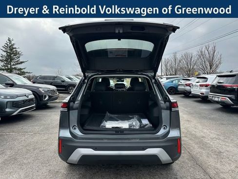 New 2026 Volkswagen Tiguan SE image 33