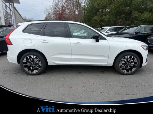 Used 2026 Volvo XC60 B5 Plus w/ Protection Package Premier image 9
