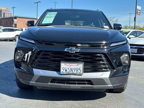 Used 2025 Chevrolet Blazer Premier w/ LPO, Black Sport Package image 5