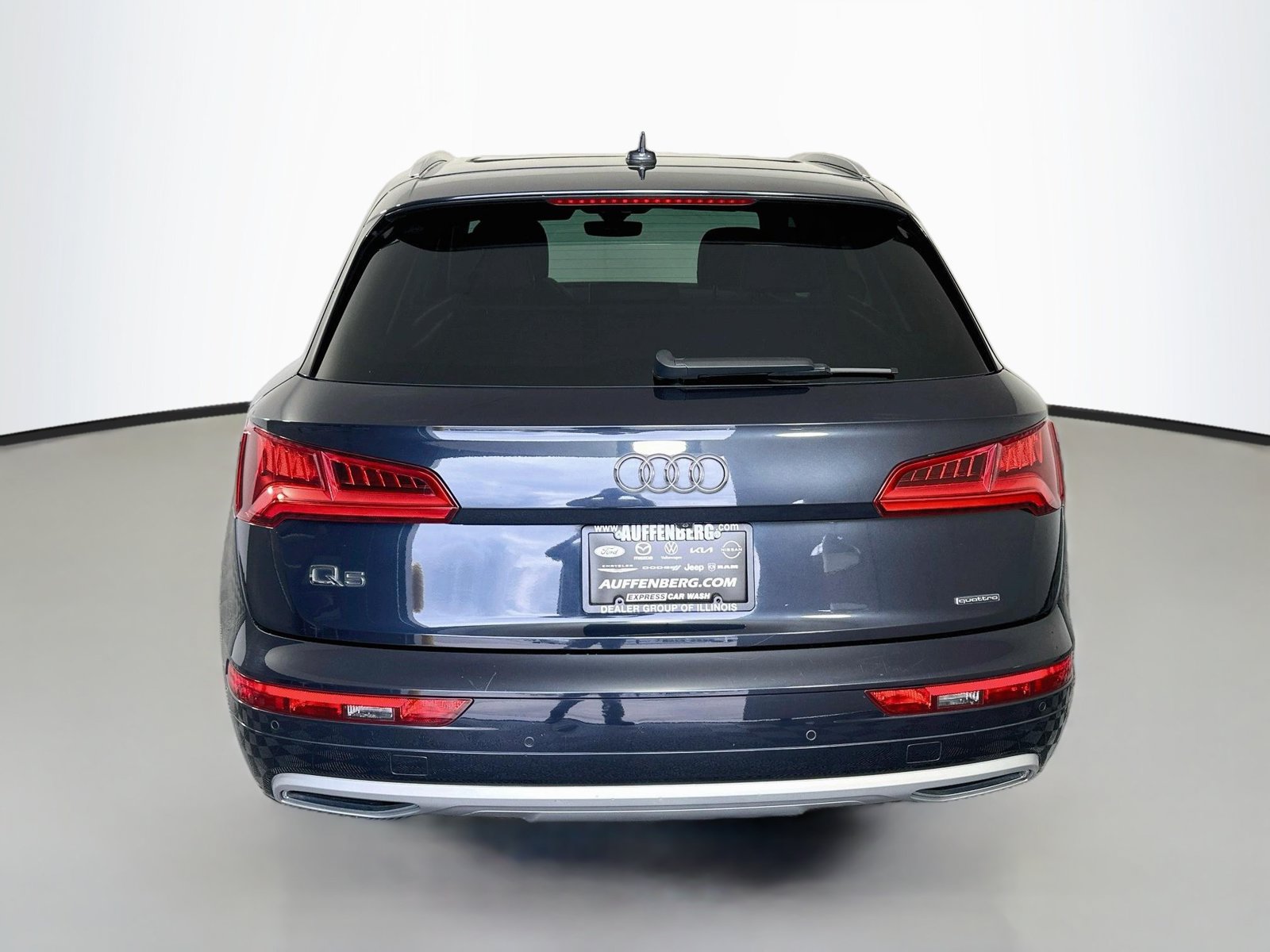 Used 2018 Audi Q5 2.0T Premium Plus w/ Premium Plus Package AWD/4WD image 6