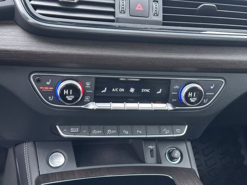 Used 2022 Audi Q5 2.0T Prestige image 18