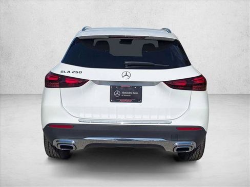 Used 2026 Mercedes-Benz GLA 250 image 8