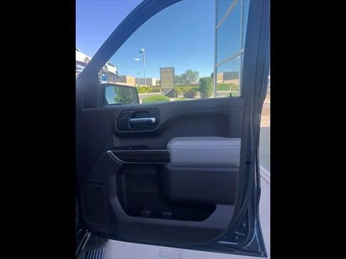 Used 2022 Chevrolet Silverado 1500 LT Trail Boss w/ Bed Protection Package AWD/4WD image 23