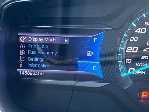 Used 2013 Ford Taurus SEL image 18