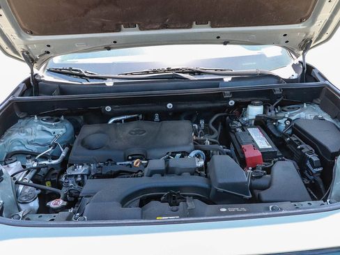 Certified 2022 Toyota RAV4 XLE w/ Convenience Package FWD image 28