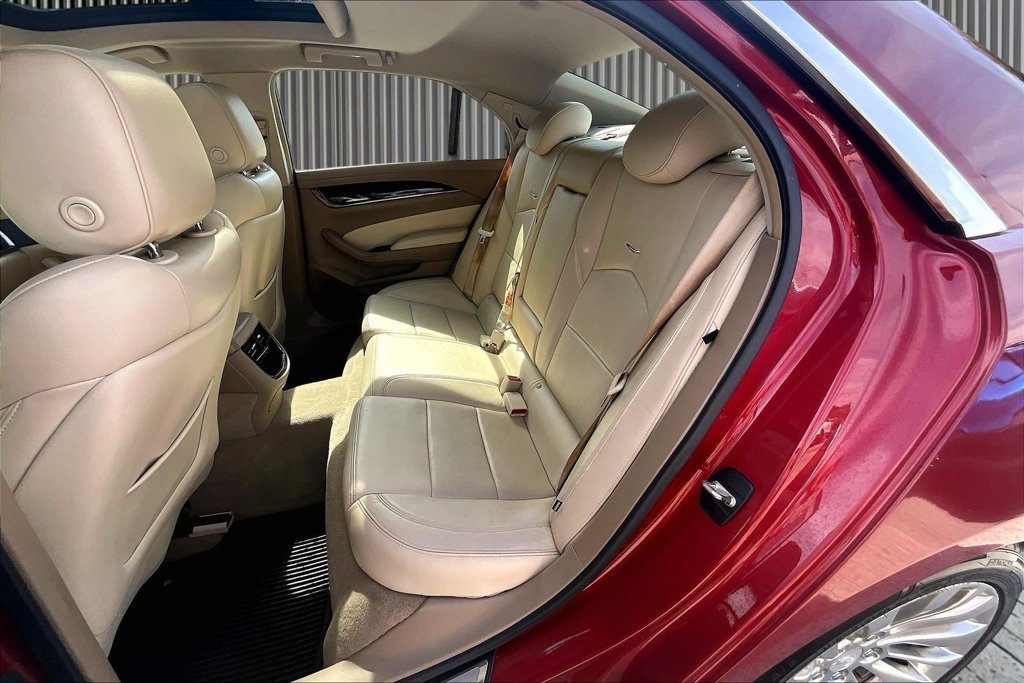 Used 2015 Cadillac CTS Luxury RWD image 28