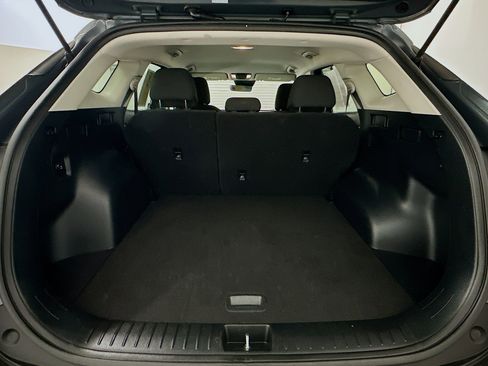 Used 2025 Kia Sportage LX image 29