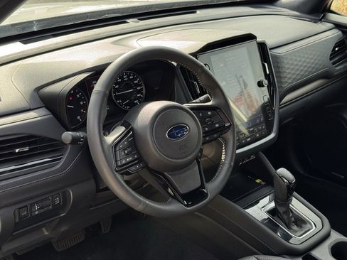Used 2025 Subaru Forester Touring image 18