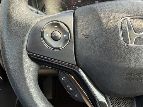 Used 2020 Honda HR-V LX image 24